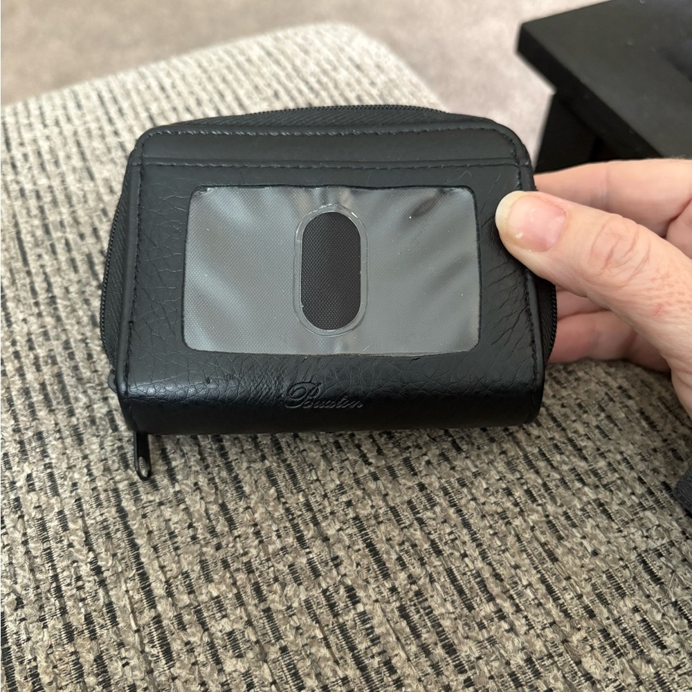 Buxton Solid Colored Black Pebbled Multi Card Wiz… - image 1